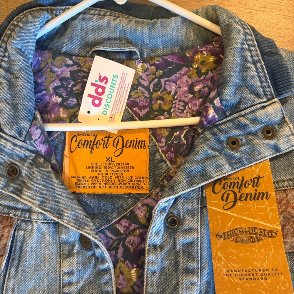 Vintage Denim Jacket with Patchwork - Picture 2 of 2
